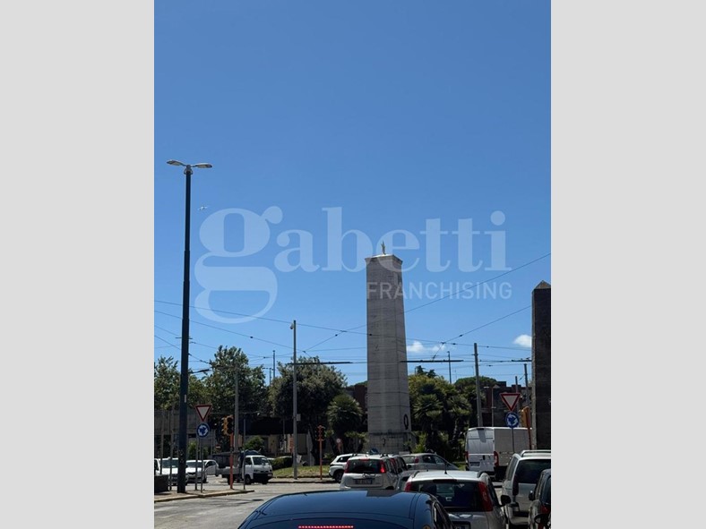 Quadrilocale in Vendita a Napoli, 160'000€, 125 m²