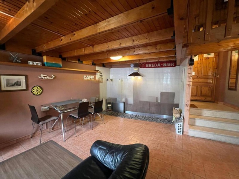 Casa Indipendente in Vendita a Ventimiglia, 150'000&euro;, 85 m²