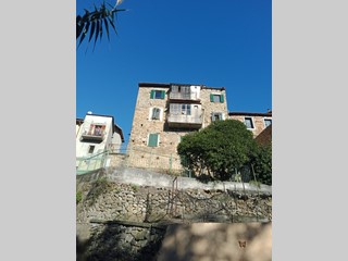 Casa Semi Indipendente in Vendita a Ventimiglia, 110'000€, 95 m²