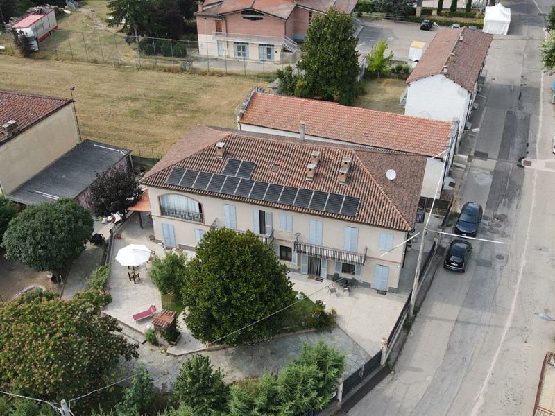 Villa in Vendita a Asti, 300'000&euro;, 350 m², arredato