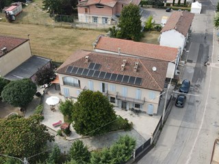 Villa in Vendita a Asti, 300'000&euro;, 350 m², arredato