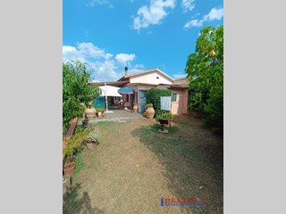 Terreno edificabile in Vendita a Cecina, 150'000€, 3750 m²