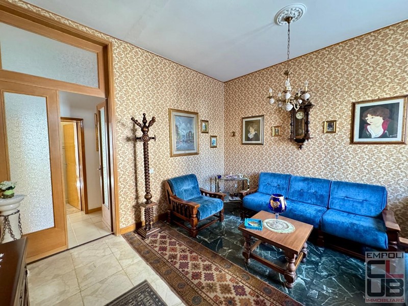 Appartamento in Vendita a Empoli, 207'000€, 100 m², con Box