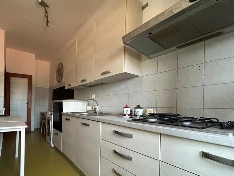 Quadrilocale in Vendita a Carrara, zona Marina di Carrara, 185'000€, 75 m²