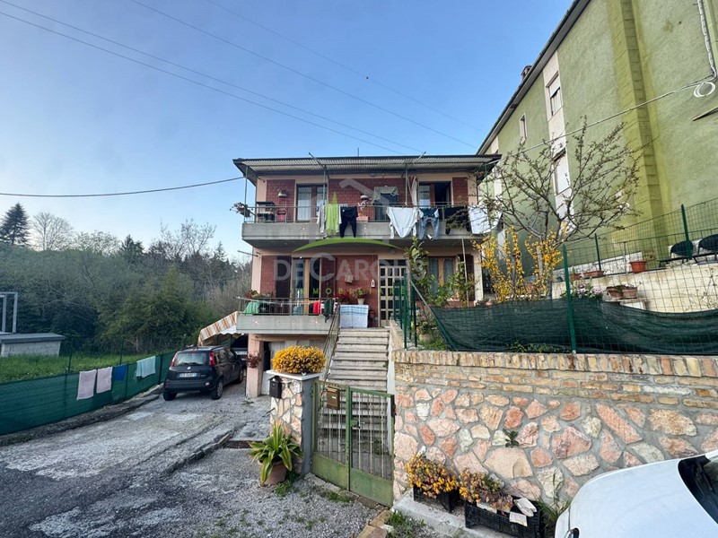Casa Indipendente in Vendita a Ascoli Piceno, 145'000€, 195 m²