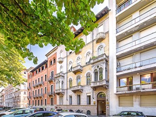 Appartamento in Vendita a Torino, 630'000&euro;, 210 m²