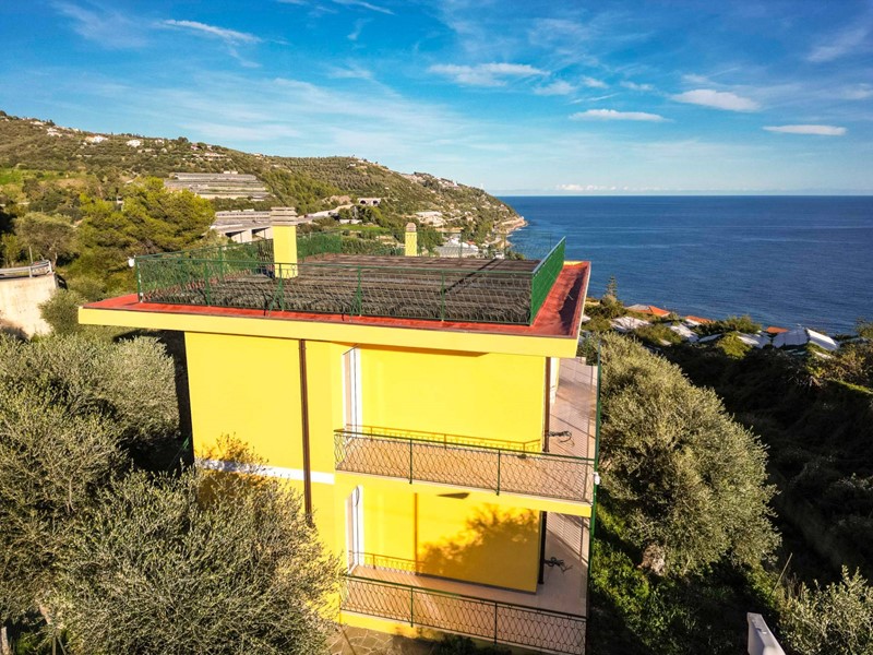 Quadrilocale in Vendita a San Lorenzo al Mare, 299'000€, 80 m²