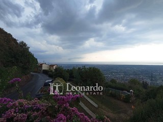 Quadrilocale in Vendita a Pietrasanta, 170'000€, 70 m²