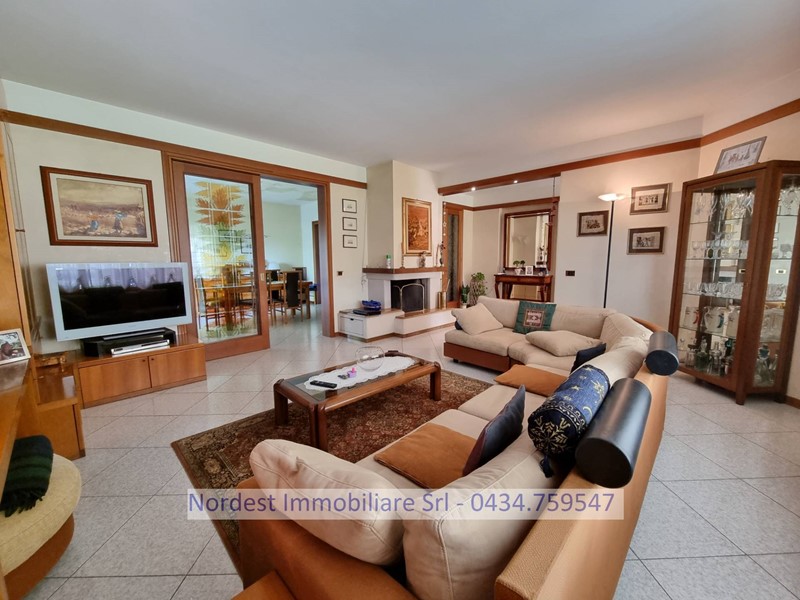 Casa Indipendente in Vendita a Gaiarine, 280'000€, 258 m²