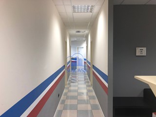 Ufficio in Affitto a Cornate d'Adda, 2'084&euro;, 250 m²