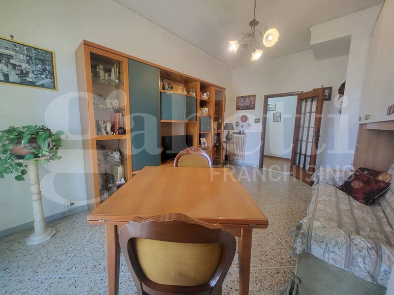 Quadrilocale in Vendita a Napoli, 315'000€, 100 m²