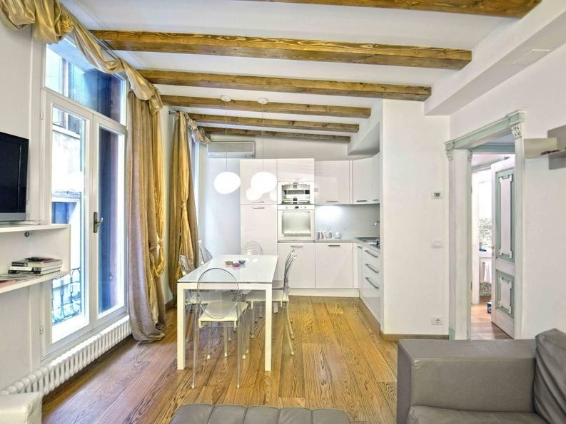 Quadrilocale in Affitto a Venezia, zona Castello, 2'500€, 75 m², arredato