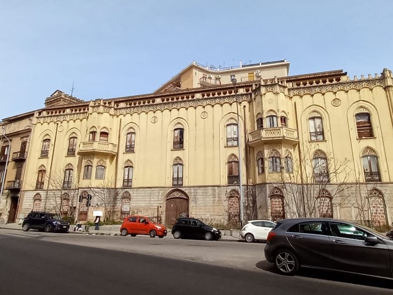 Appartamento in Vendita a Palermo, 2'100'000€, 1800 m²