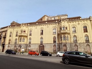 Appartamento in Vendita a Palermo, 2'100'000€, 1800 m²