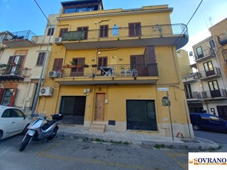 Casa Indipendente in Vendita a Capaci, 249'000€, 190 m²