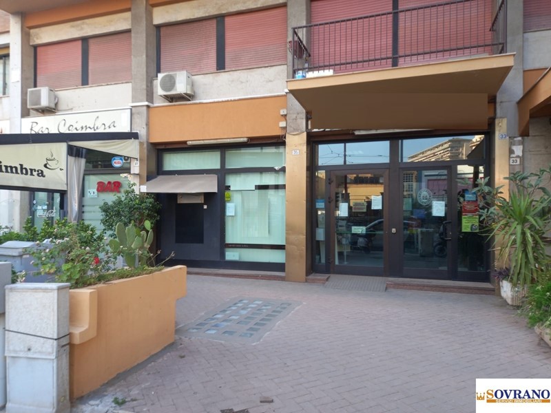 Negozio in Vendita a Palermo, 145'000€, 80 m²