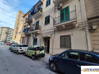 Trilocale in Vendita a Palermo, 59'000€, 70 m²