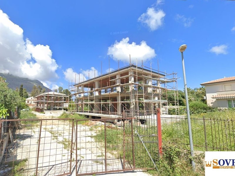 Villa in Vendita a Carini, 270'000€, 120 m²