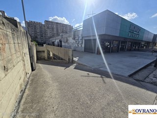 Magazzino in Vendita a Palermo, 980'000€, 1713 m²