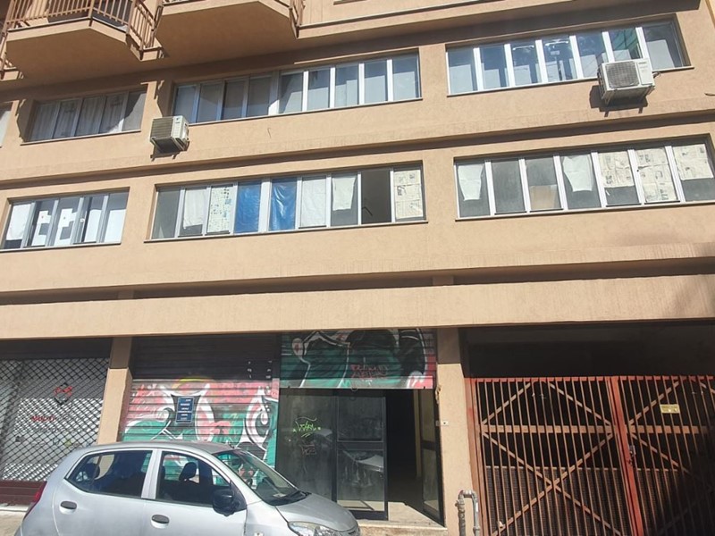 Negozio in Vendita a Palermo, 145'000€, 140 m²