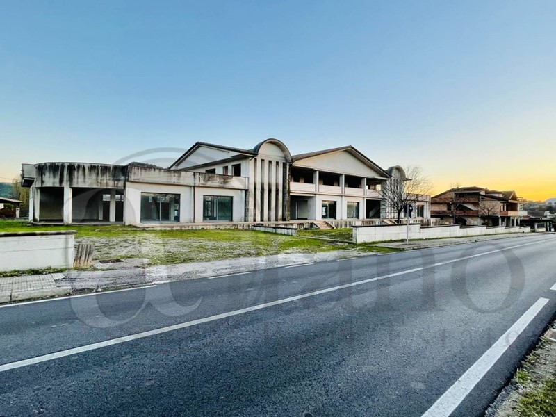 Appartamento in Vendita a Arce, 2500 m²