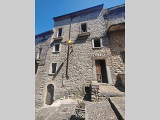 Appartamento in Vendita a Vallecorsa, 59'000€, 150 m²