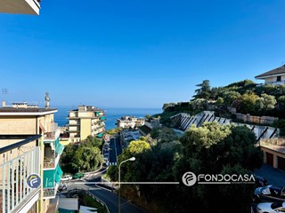 Trilocale in Vendita a Varazze, 295'000€, 75 m²