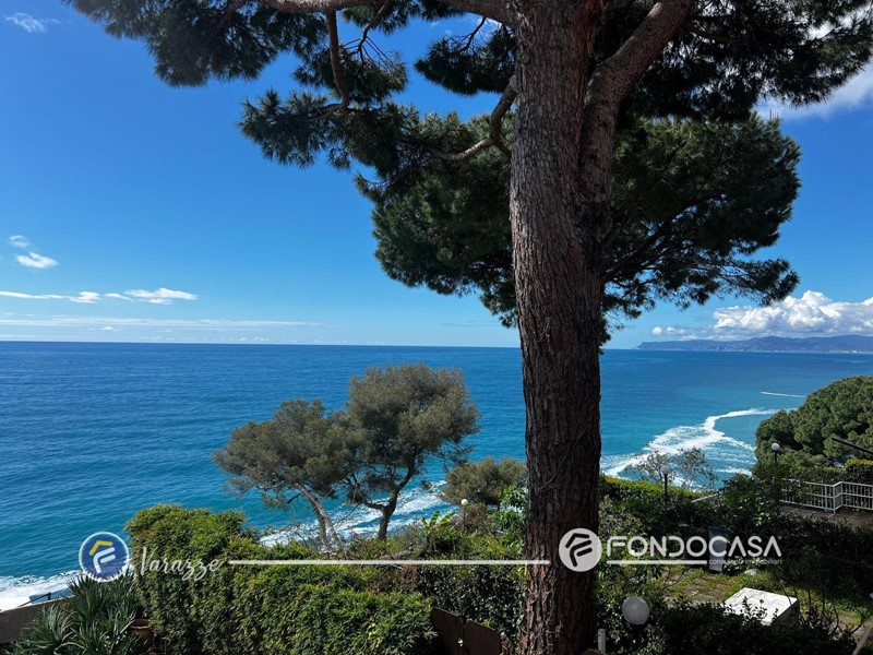 Bilocale in Vendita a Varazze, 310'000€, 63 m²