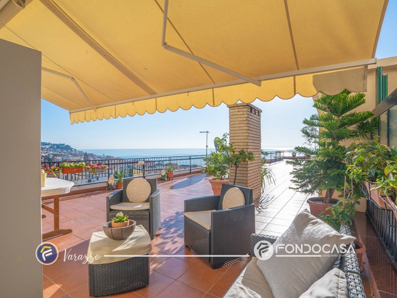 Bilocale in Vendita a Varazze, 490'000€, 89 m²