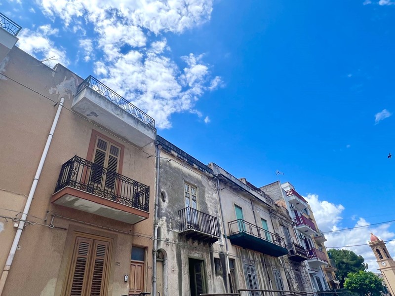 Casa Indipendente in Vendita a Ficarazzi, 35'000€, 83 m²