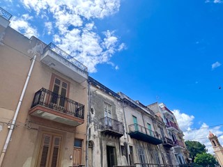 Casa Indipendente in Vendita a Ficarazzi, 35'000€, 83 m²