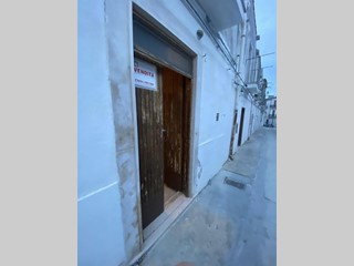 Trilocale in Vendita a Monte Sant'Angelo, 35'000&euro;, 70 m²