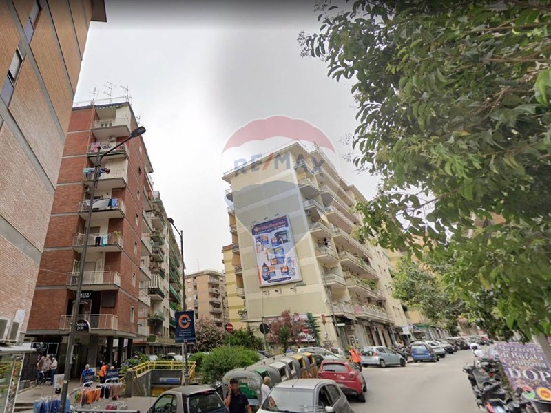 Appartamento in Vendita a Napoli, 430'000€, 123 m²