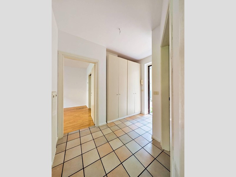 Bilocale in Vendita a Laives, 255'000€, 73.9, con Box