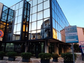 Ufficio in Vendita a San Nicola la Strada, 53'000€, 50 m²