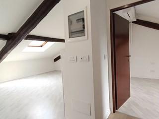 Attico in Vendita a Milano, 355'000€, 45 m²