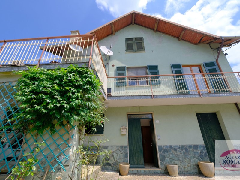 Casa Indipendente in Vendita a Pareto, 220'000€, 270 m², con Box