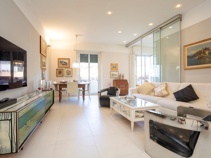 Appartamento in Vendita a Genova, zona Foce, 368'000€, 130 m²