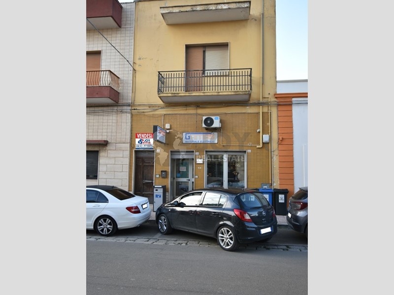 Casa Indipendente in Vendita a Copertino, 65'000€, 161 m²