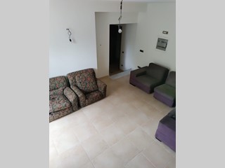 Casa Indipendente in Vendita a Castelnuovo Magra, 250'000€, 110 m², con Box