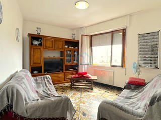 Appartamento in Vendita a Savona, 120'000€, 86 m²