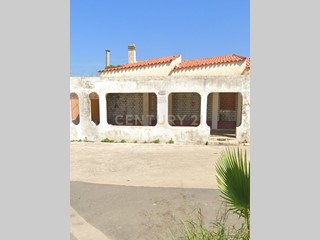 Immobile commerciale in Vendita a Siracusa, 75'000&euro;, 100 m²