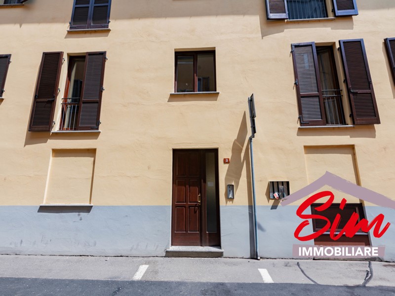 Trilocale in Vendita a Ghemme, 115'000€, 100 m², arredato, con Box