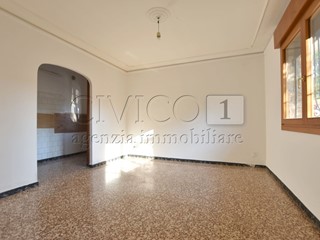 Casa Indipendente in Vendita a Padova, 250'000€, 180 m², con Box