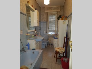 Quadrilocale in Vendita a Ventimiglia, zona Roverino, 140'000€, 80 m²