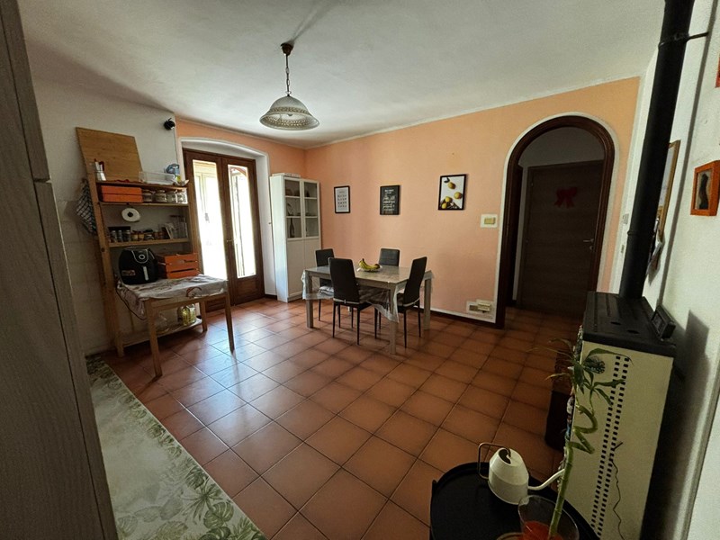 Quadrilocale in Vendita a Lucca, zona Piaggione, 66'000€, 72 m², arredato