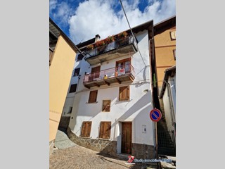 Trilocale in Vendita a Vione, 105'000€, 65 m²