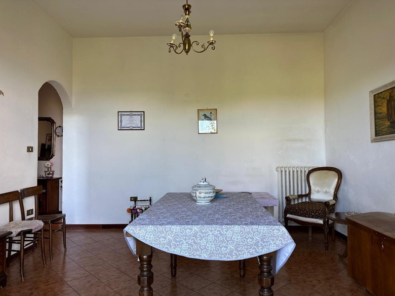 Quadrilocale in Vendita a San Miniato, 130'000€, 100 m², con Box