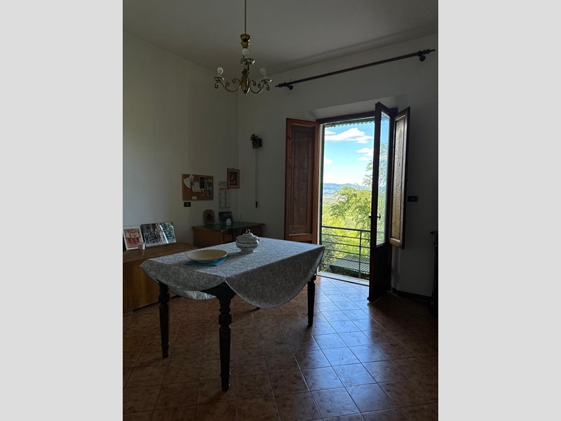 Casa Indipendente in Vendita a San Miniato, 265'000€, 230 m², con Box