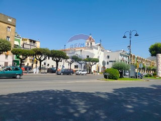 Trilocale in Vendita a Gaeta, 140'000€, 74 m²